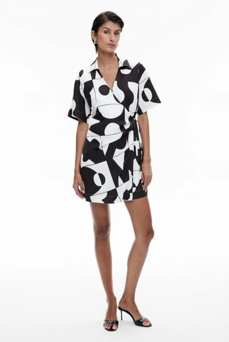 Dresses^Witchery Collared Wrap Dress GeoTileBlack
