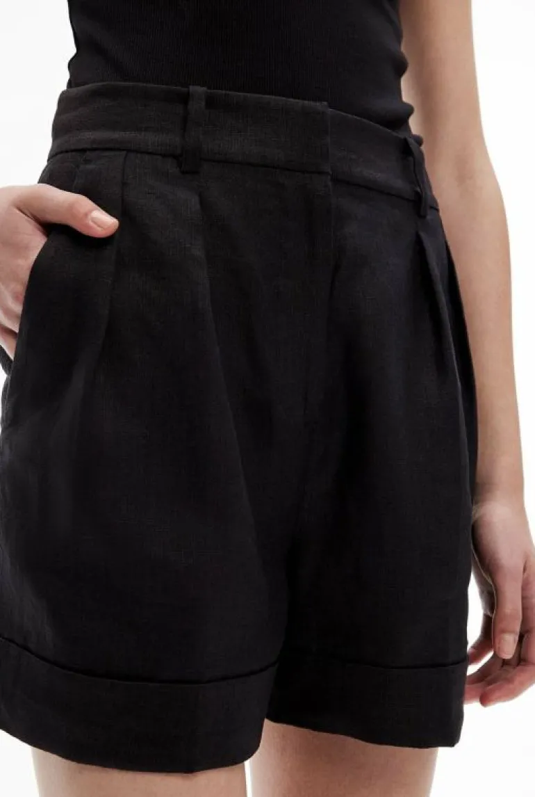 Shorts^Witchery Linen Pleat Short Black