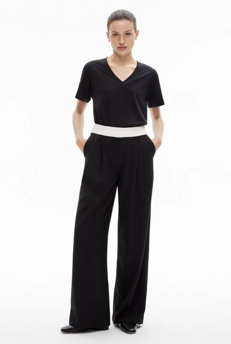 Tops & T Shirts^Witchery V Neck T-Shirt Black